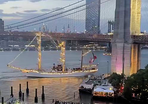 CUAUTHÉMOC – Segelschulschiff der Mexikanischen Marine in New York entmastet!