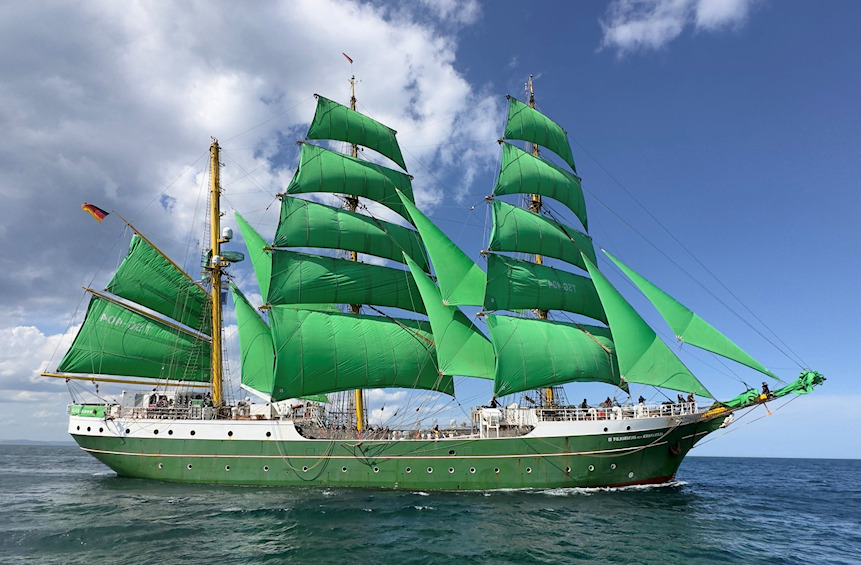 Mitsegeln auf der Alexander von Humboldt - Tallshipfriends Deutschland