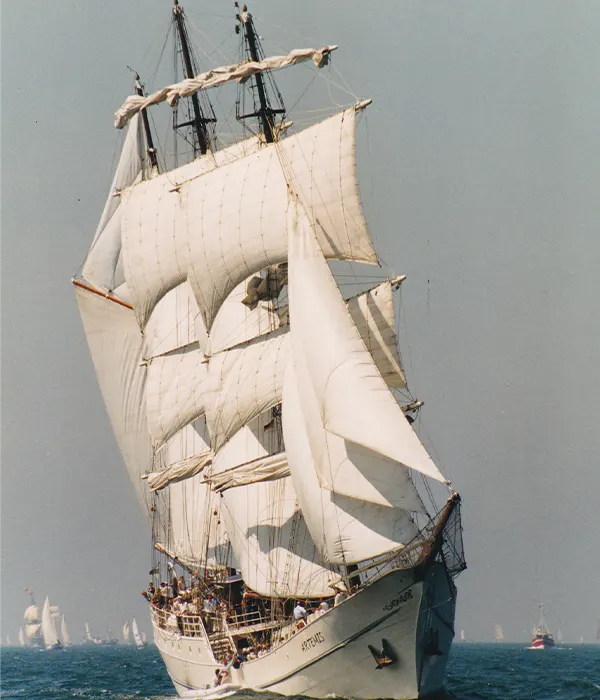 Mitsegeln auf der Artemis - Tallshipfriends Deutschland