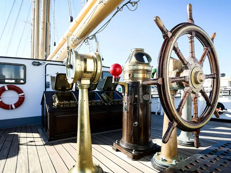 Mitsegeln auf der Roald Amundsen - Tallshipfriends Deutschland