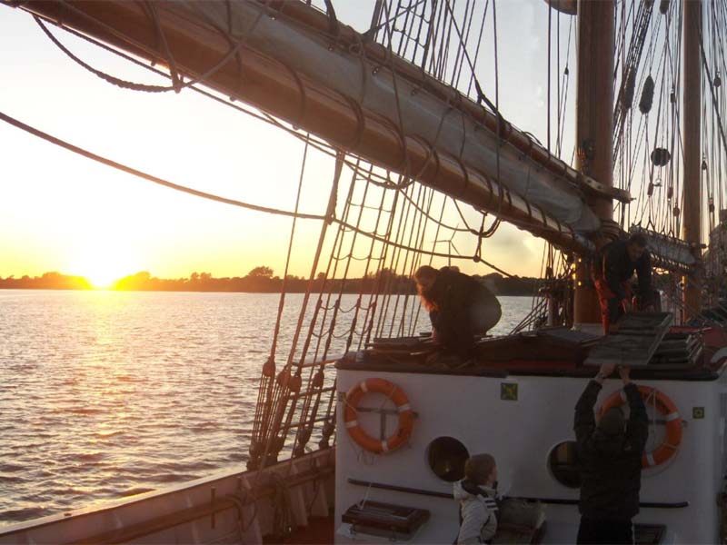 Mitsegeln auf der Thor Heyerdahl - Tallshipfriends Deutschland